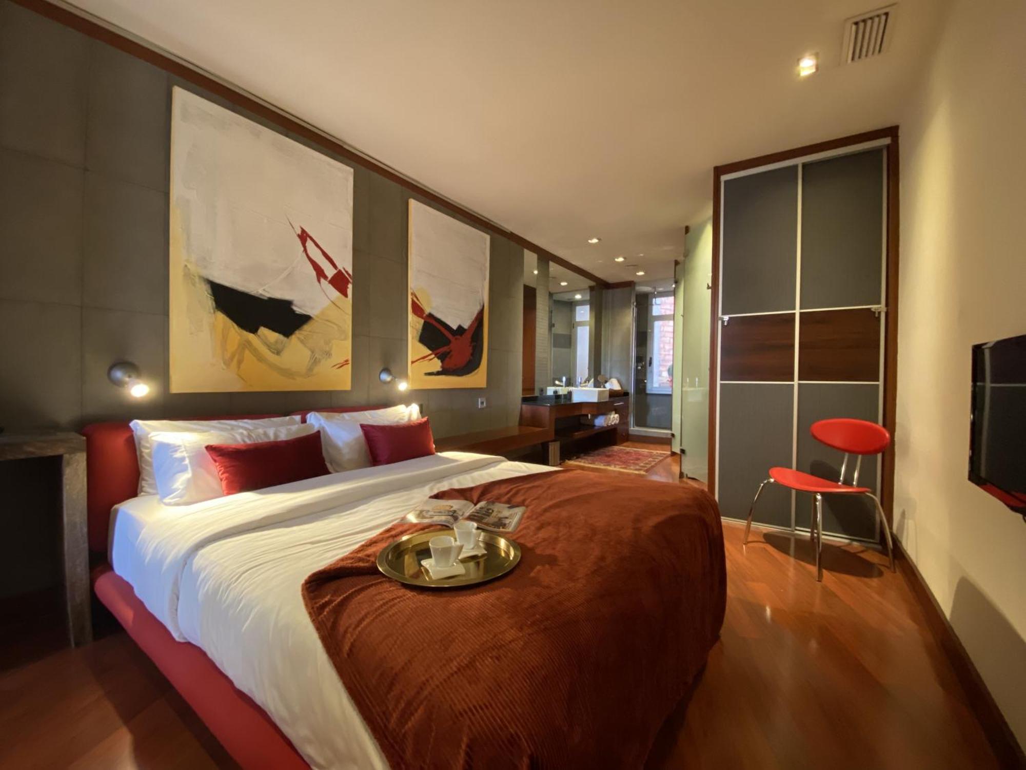 Luminous Designer Loft Style Eixample Views By Myrentalhost Apartment